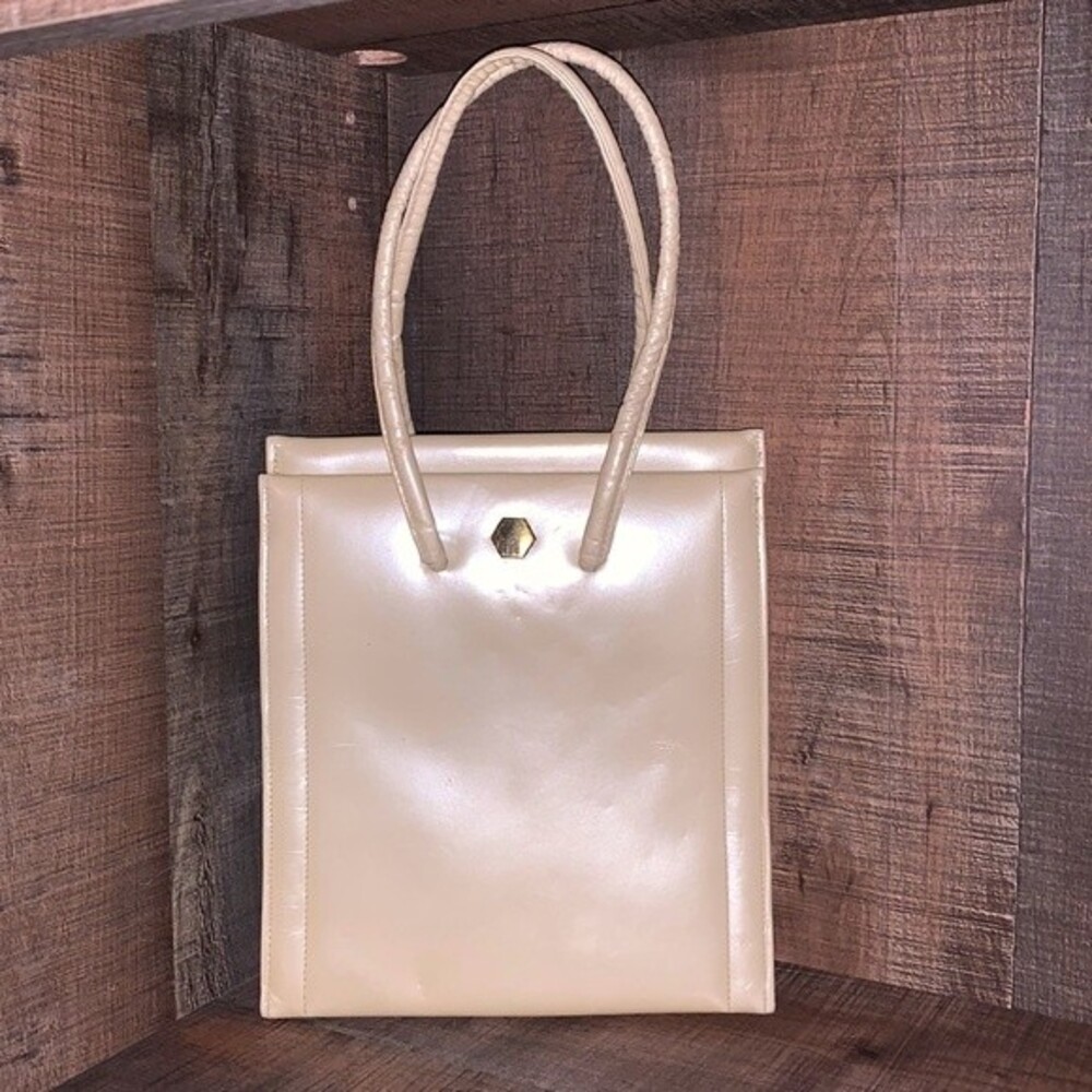 LENOX BAGS VINTAGE PURSE **RARE*** white/ivory - brown‎ inside. BONE LEATHER